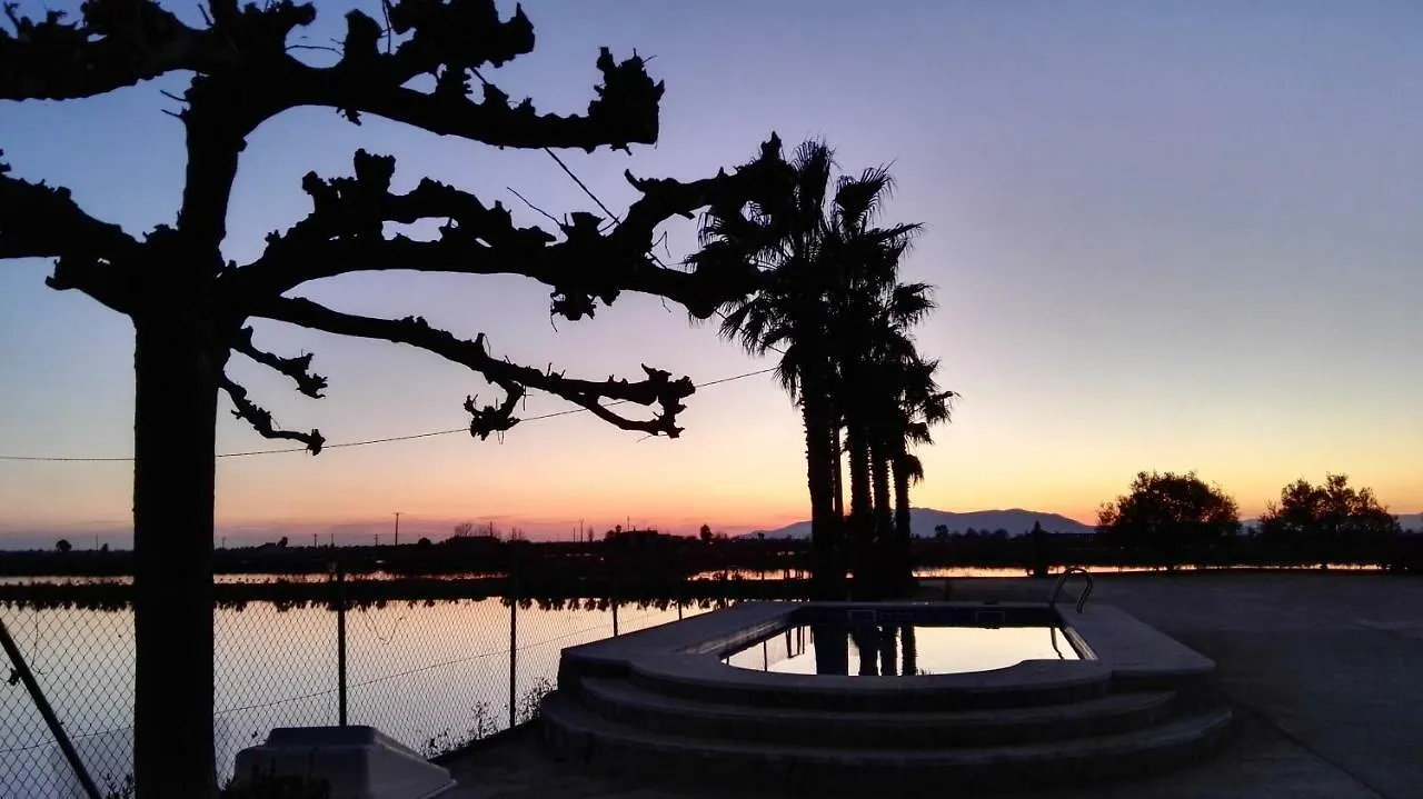 Mas Panoli Guest House Deltebre Country house